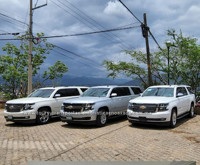 Renta de Camionetas  Suburban en Oaxaca